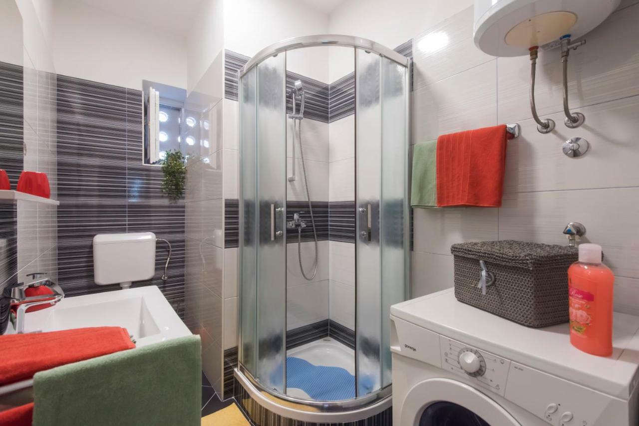 זאדאר T&M Apartment With Parking In The Old Town מראה חיצוני תמונה