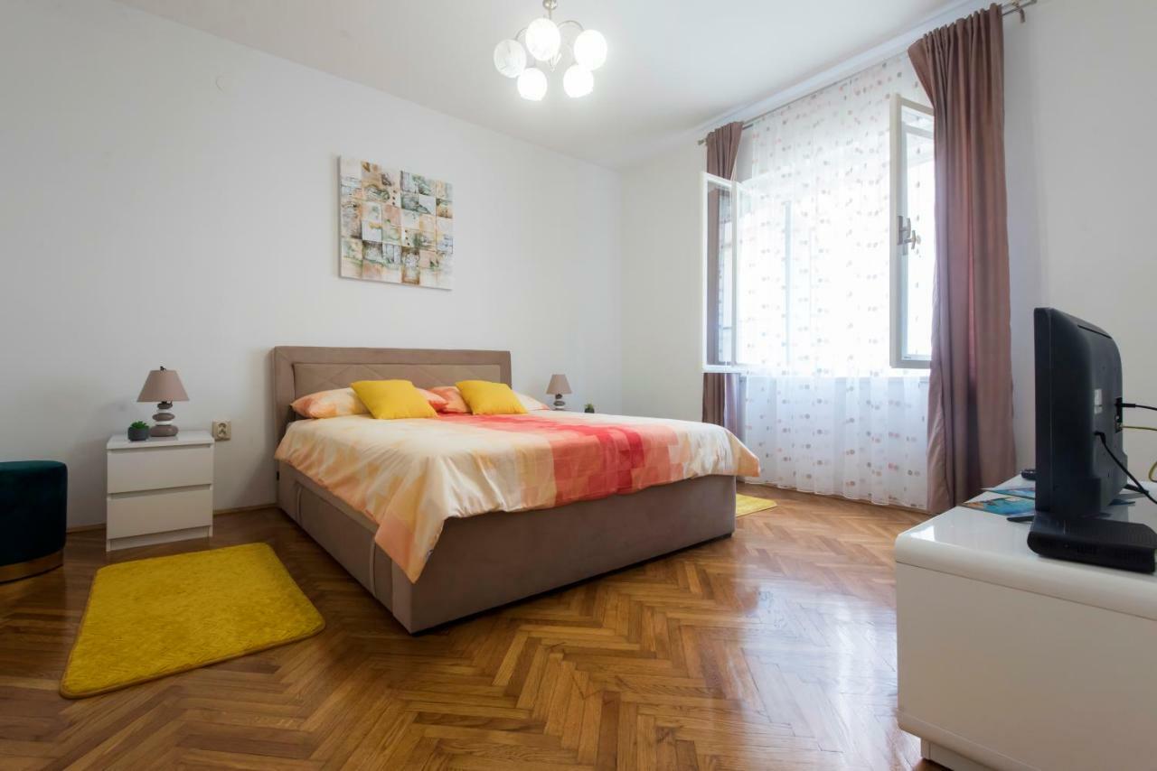 זאדאר T&M Apartment With Parking In The Old Town מראה חיצוני תמונה